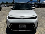 Used 2023 Kia Soul S image 2