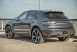 Certified 2023 Porsche Macan image 3