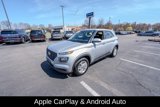 Used 2021 Hyundai Venue SE image 3