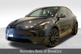 Used 2025 Tesla Model Y Performance image 2