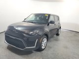 Used 2024 Kia Soul LX image 3