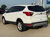 Used 2019 Ford Escape SE image 3