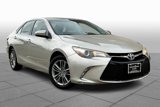 Used 2016 Toyota Camry SE image 2