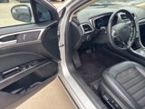 Used 2017 Ford Fusion SE w/ Equipment Group 201A image 5