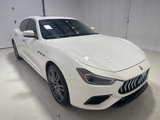 Used 2018 Maserati Ghibli GranSport image 2