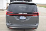 Used 2022 Chrysler Pacifica Touring-L image 4