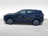 Used 2023 Nissan Rogue SV image 2