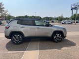 Used 2022 Jeep Compass Limited image 3