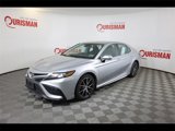 Used 2022 Toyota Camry SE image 3