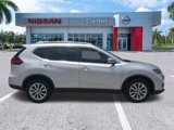 Used 2018 Nissan Rogue SV image 4