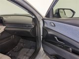 Used 2021 Hyundai Elantra Limited image 4