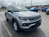 Used 2022 Jeep Compass Latitude image 4