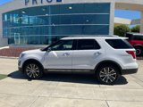 Used 2017 Ford Explorer Platinum image 2