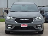 New 2025 Chrysler Pacifica Select image 2