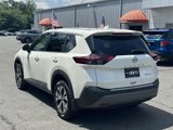 Used 2022 Nissan Rogue SV image 4