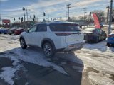 New 2025 Nissan Pathfinder SL image 4