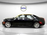 Used 2018 Chrysler 300 Touring L image 5