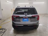 Used 2022 GMC Acadia SLE w/ Driver Convenience Package image 4