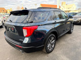 Used 2022 Ford Explorer XLT w/ Equipment Group 202A image 5