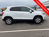 Used 2022 Chevrolet Trax LS w/ Tint and Cruise Package image 4