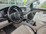 Used 2019 Kia Sedona EX image 3