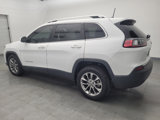 Used 2019 Jeep Cherokee Latitude Plus w/ Comfort/Convenience Group image 3
