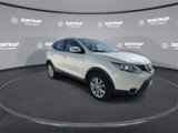 Used 2018 Nissan Rogue Sport SV image 2