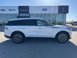 New 2025 Lincoln Aviator AWD image 2