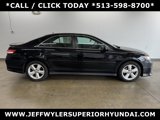 Used 2010 Toyota Camry SE image 2