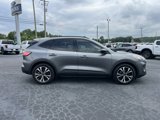 Used 2021 Ford Escape SE w/ SE Sport Appearance Package image 4