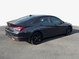 Certified 2022 Hyundai Elantra SEL image 3