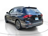 Used 2021 Volkswagen Tiguan SE image 3