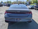 Used 2022 Hyundai Elantra SEL image 4