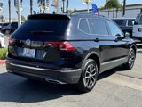 Used 2021 Volkswagen Tiguan SE image 5