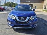 Used 2019 Nissan Rogue SV image 2