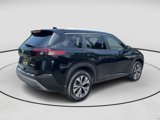 Used 2022 Nissan Rogue SV image 5
