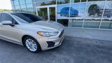 Used 2019 Ford Fusion SE image 3
