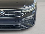 Used 2023 Volkswagen Tiguan SE image 3