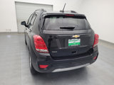 Used 2019 Chevrolet Trax LT w/ LT Convenience Package image 6