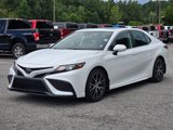 Used 2022 Toyota Camry SE image 2