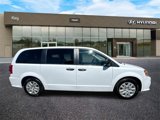 Used 2019 Dodge Grand Caravan SE w/ UConnect Hands-Free Group image 4