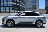 Certified 2025 Porsche Macan image 2