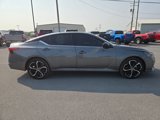Used 2024 Nissan Altima 2.5 SR image 2
