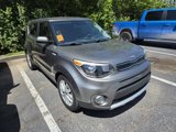 Used 2017 Kia Soul + image 3