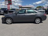 Used 2010 Toyota Camry LE image 2