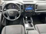 Used 2022 Nissan Frontier SV image 3