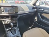 Certified 2020 Volkswagen Jetta SE image 5