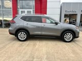 Used 2020 Nissan Rogue SV image 5