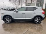 Certified 2025 Volvo XC40 B5 Core image 2