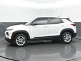 Used 2021 Chevrolet TrailBlazer LS image 2